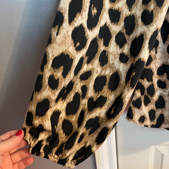 Maternity leopard print blouse - Picture 4 of 9